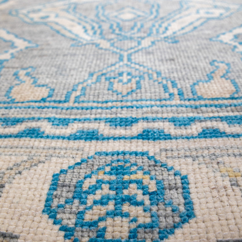 16372 Handwoven Rug 4x6’10