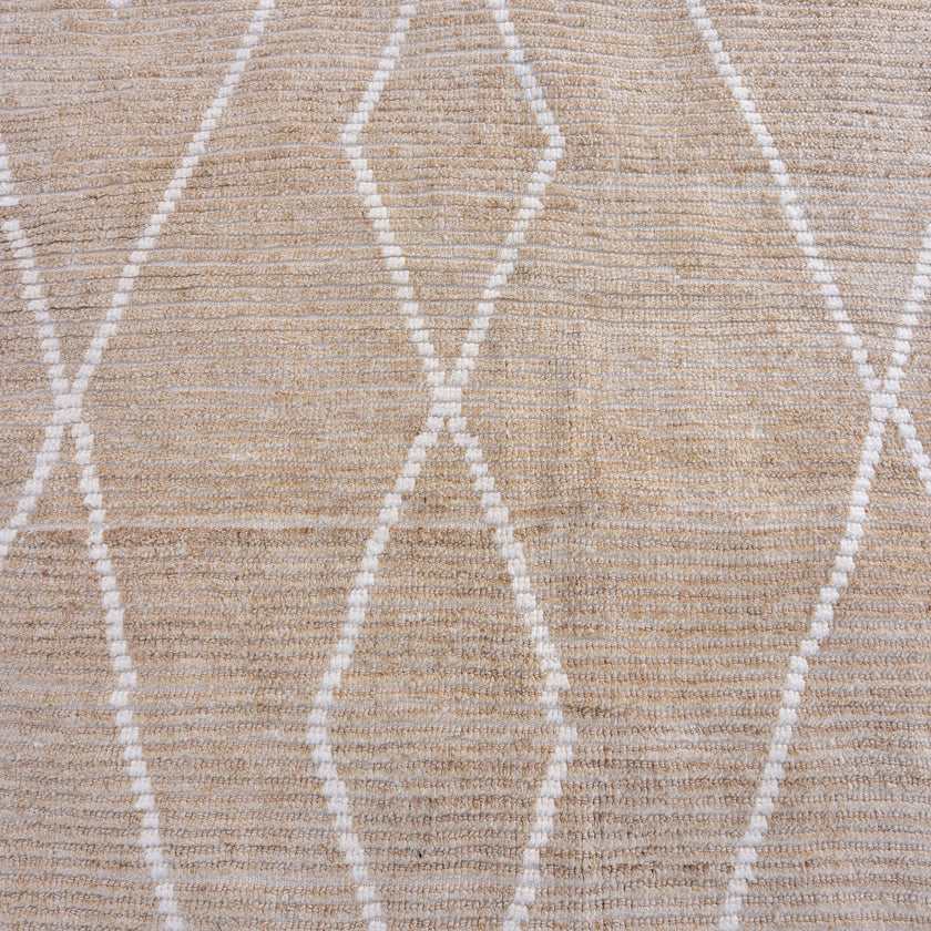 16914 Handwoven Rug 9’9 x 13’9