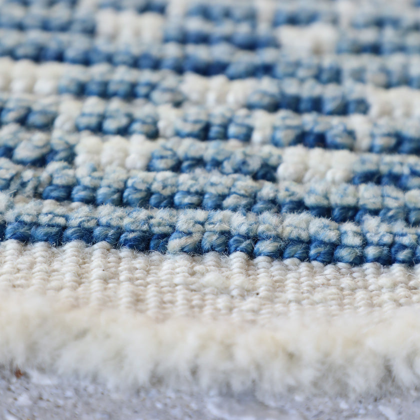 16944 Handwoven Rug 2 x 6