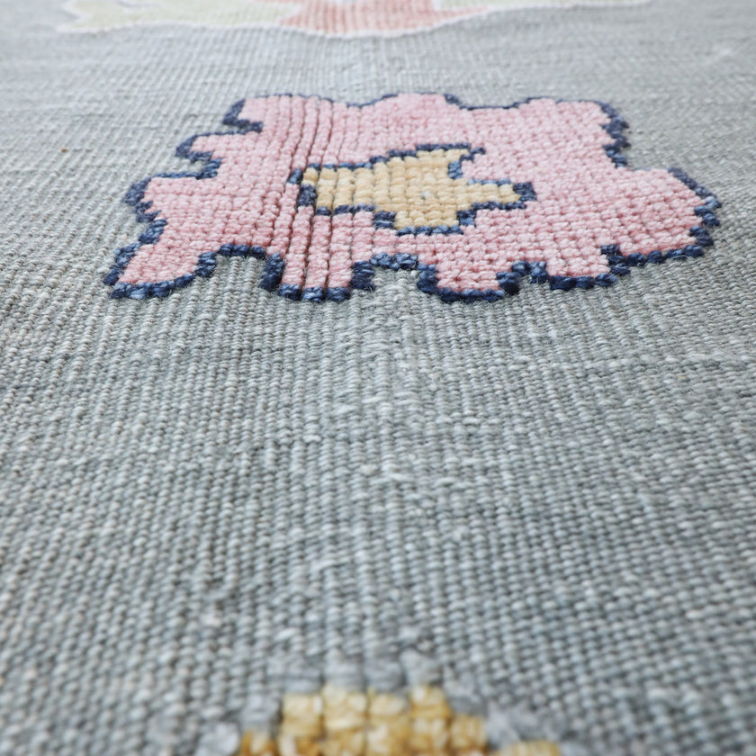 16982 Handwoven Rug 10’4 x 13’10