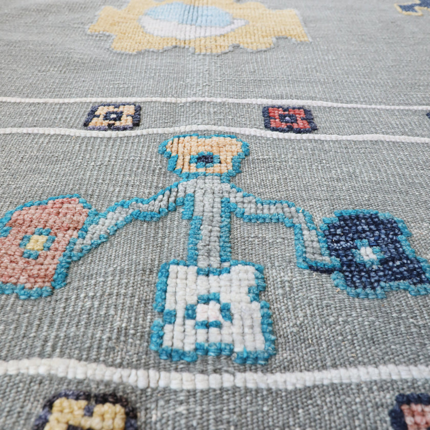 16982 Handwoven Rug 10’4 x 13’10