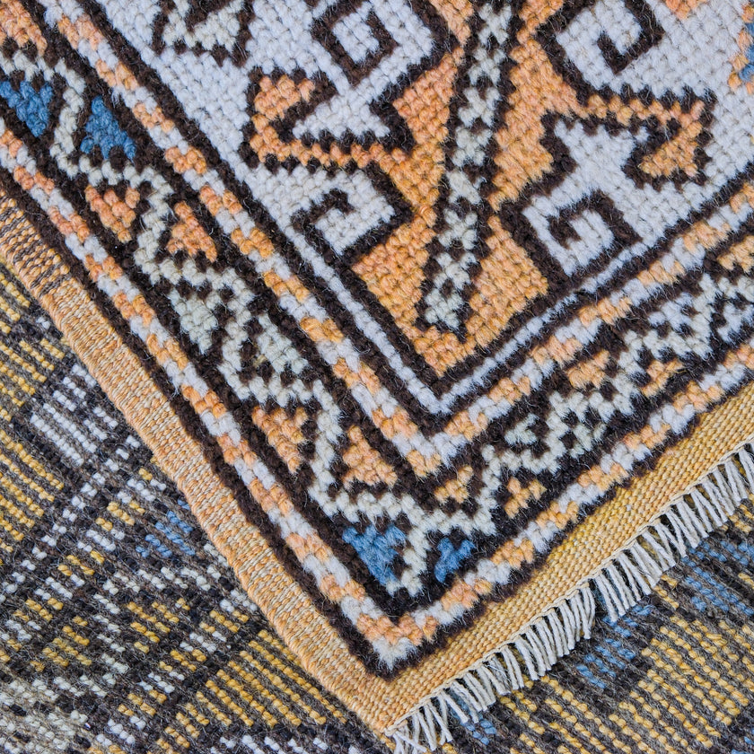 7040 Handwoven Vintage Rug 4'1x5'6