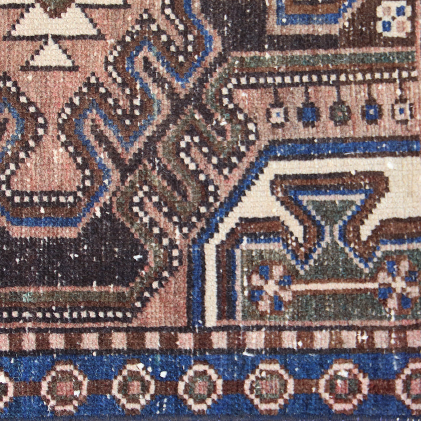 IST501 Handwoven Vintage Rug 2’6x9'5