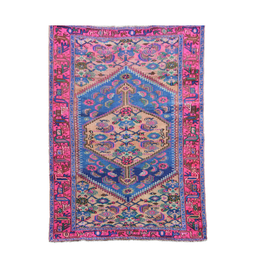 MA08 Handwoven Vintage Rug 4’5x8’1