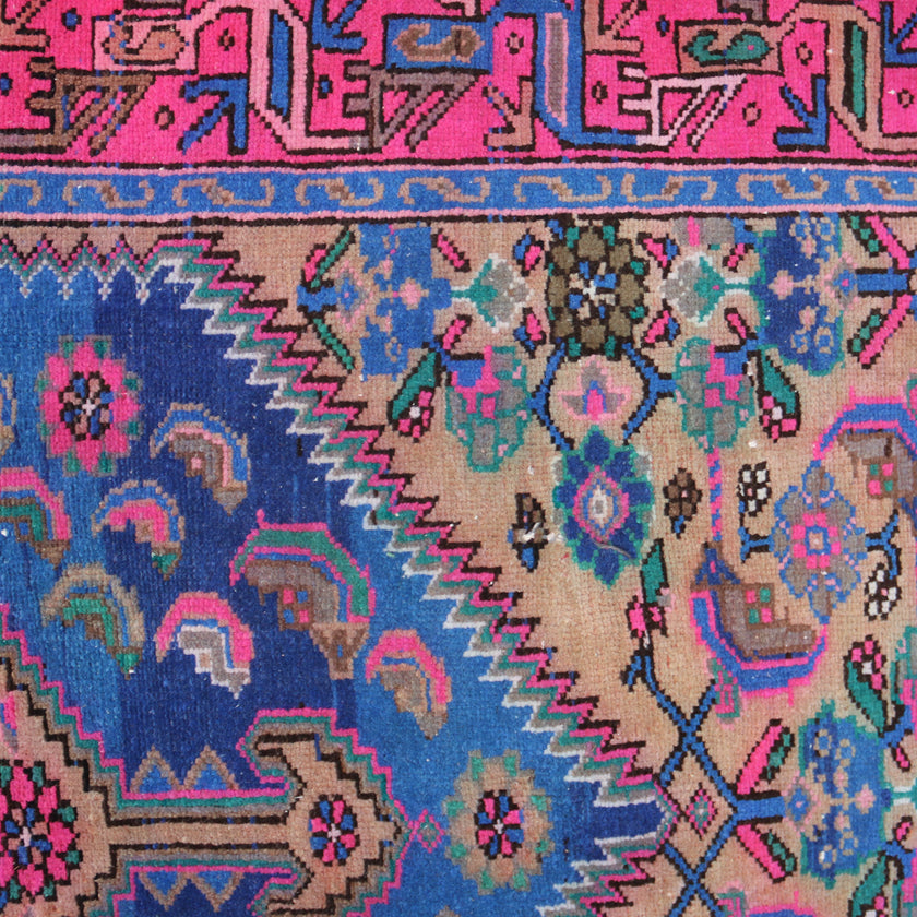 MA08 Handwoven Vintage Rug 4’5x8’1
