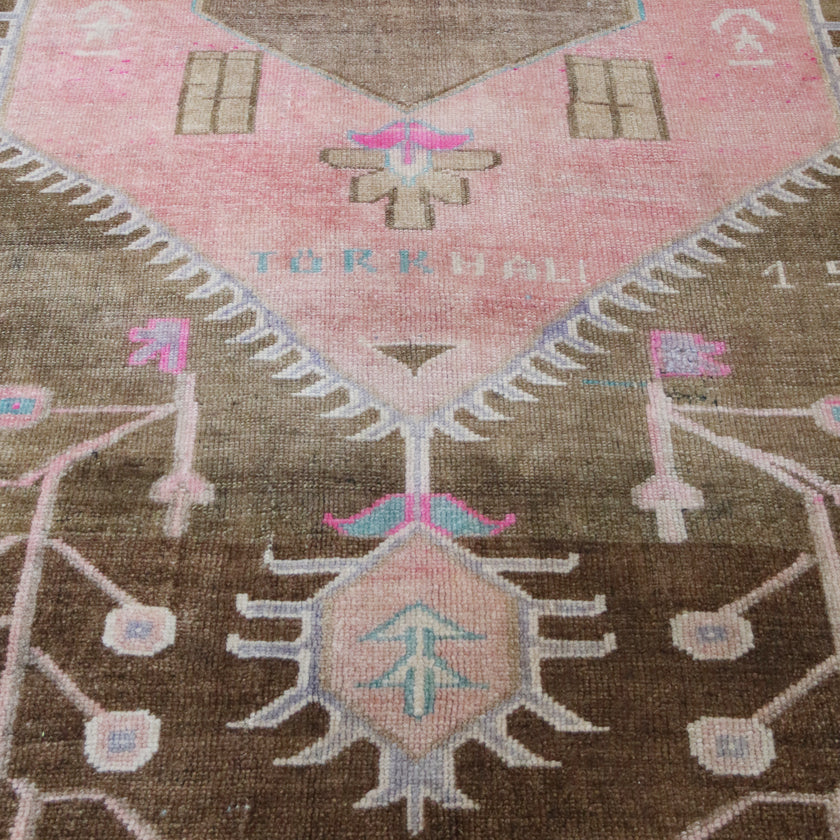 Z341 Handwoven Vintage Rug 5’4 x 8’5