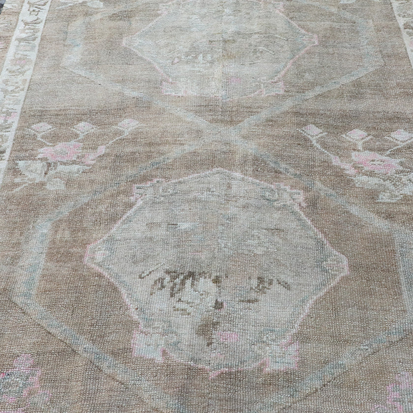 Z343 Handwoven Vintage Rug 5'3 x 10