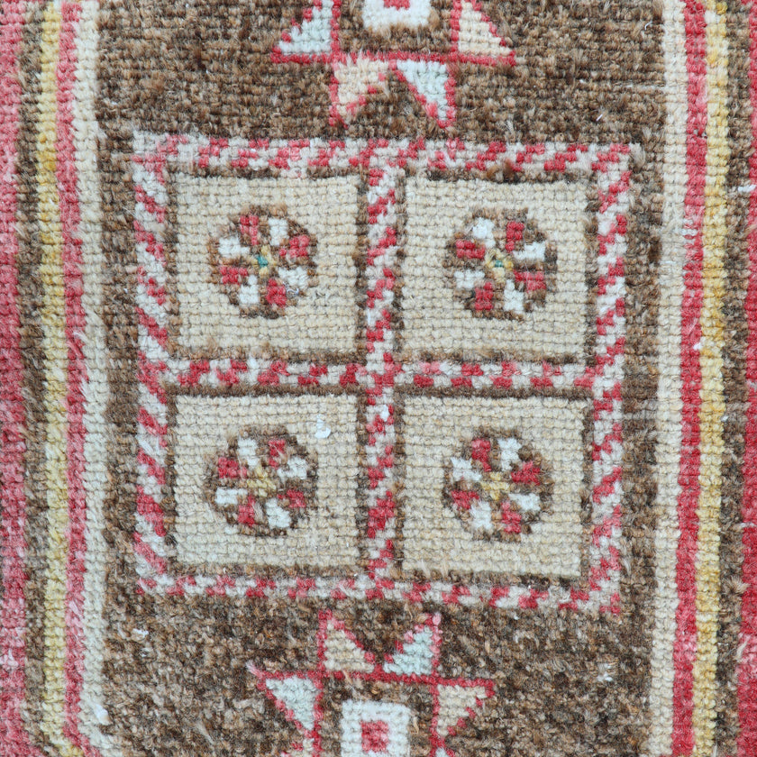 ZM162 Handwoven Vintage Rug 1’8x3'4