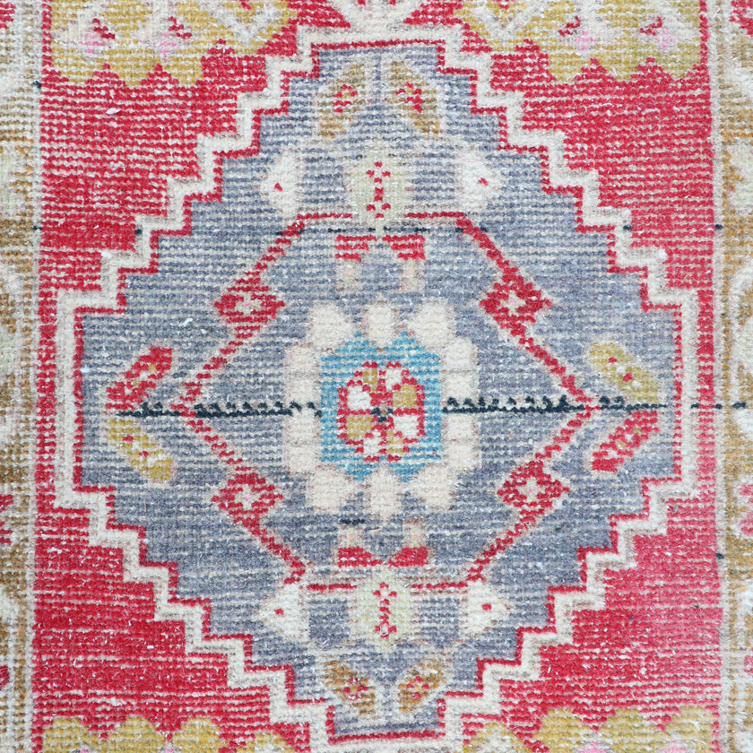 ZM168 Handwoven Vintage Rug 1’9x3'3