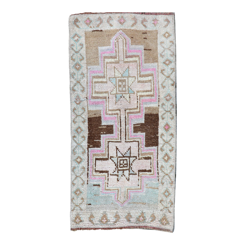 ZM172 Handwoven Vintage Rug 1’5x2’11