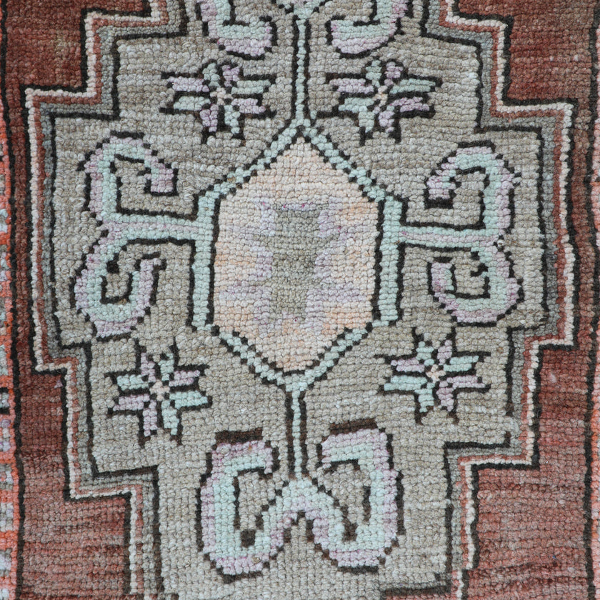 ZM177 Handwoven Vintage Rug 1’9x3'6
