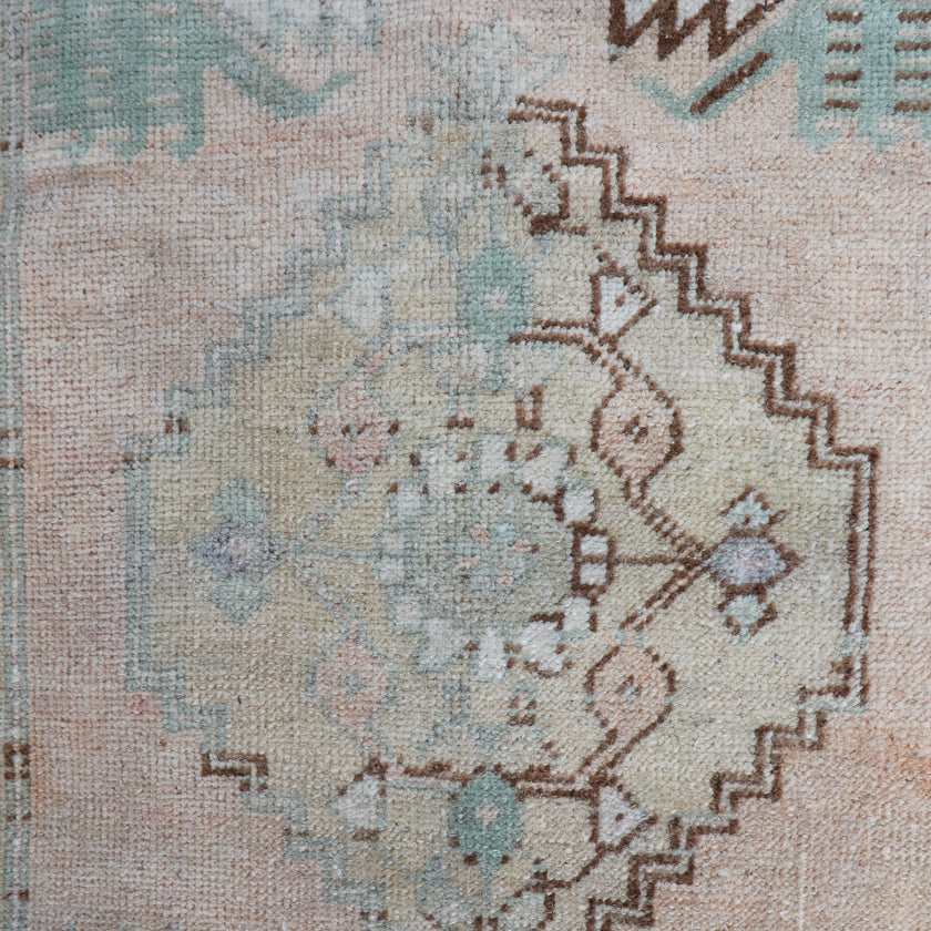 ZM192 Handwoven Vintage Rug 1’6x3'2