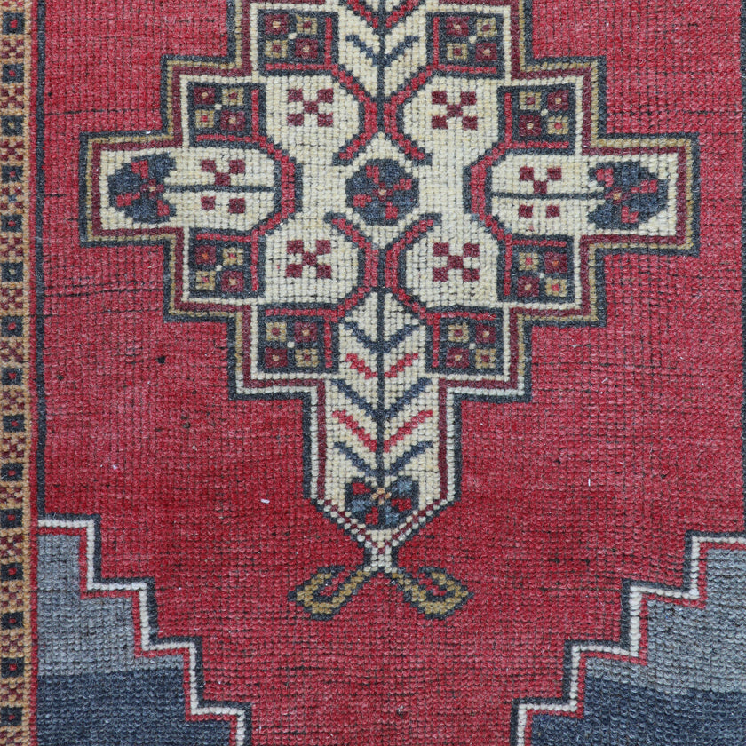 ZM208 Handwoven Vintage Rug 1’8x3'4