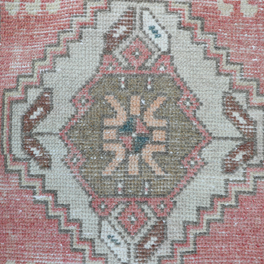 ZM212 Handwoven Vintage Rug 1'6x3'1