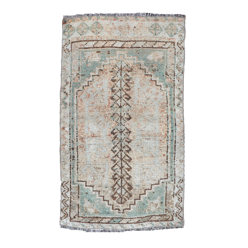 ZM230 Handwoven Vintage Rug 1’6x2'6