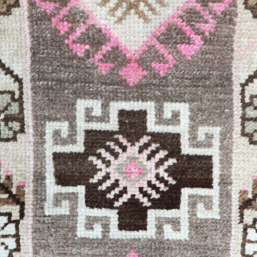 ZM234 Handwoven Vintage Rug 1’4x2'6