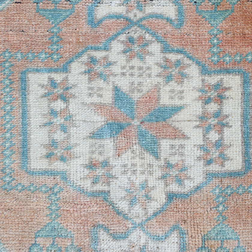 ZM240 Handwoven Vintage Rug 1’7x3'3
