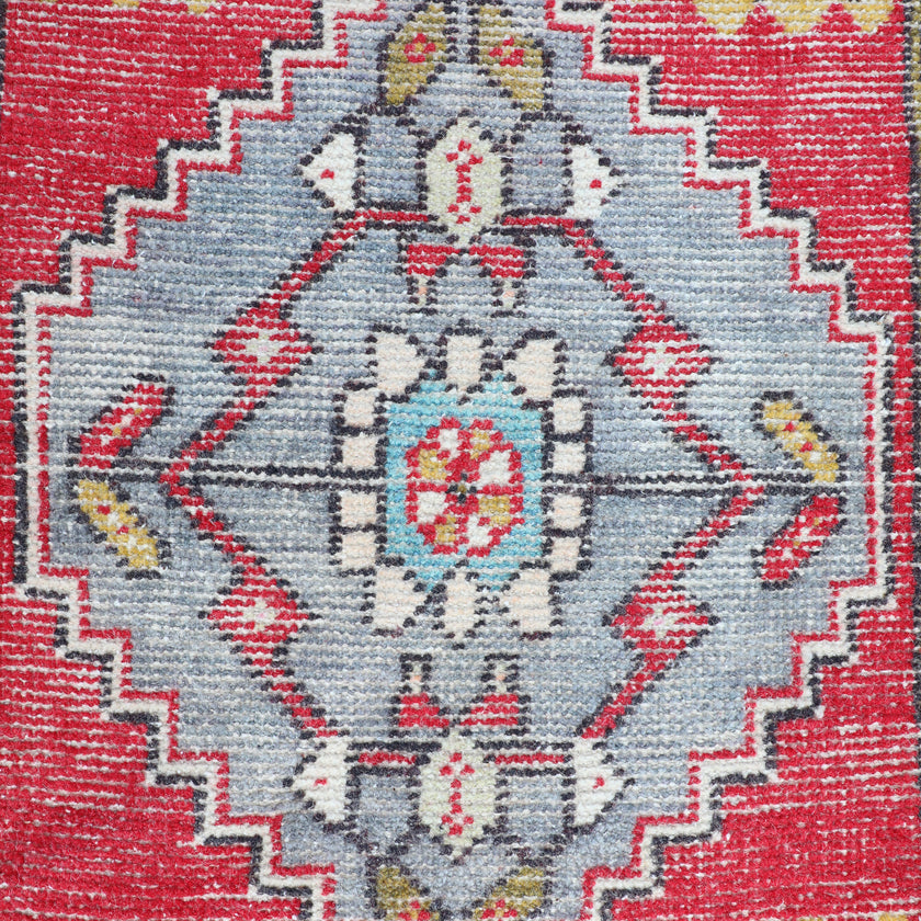 ZM264 Handwoven Vintage Rug 1’8x3'4
