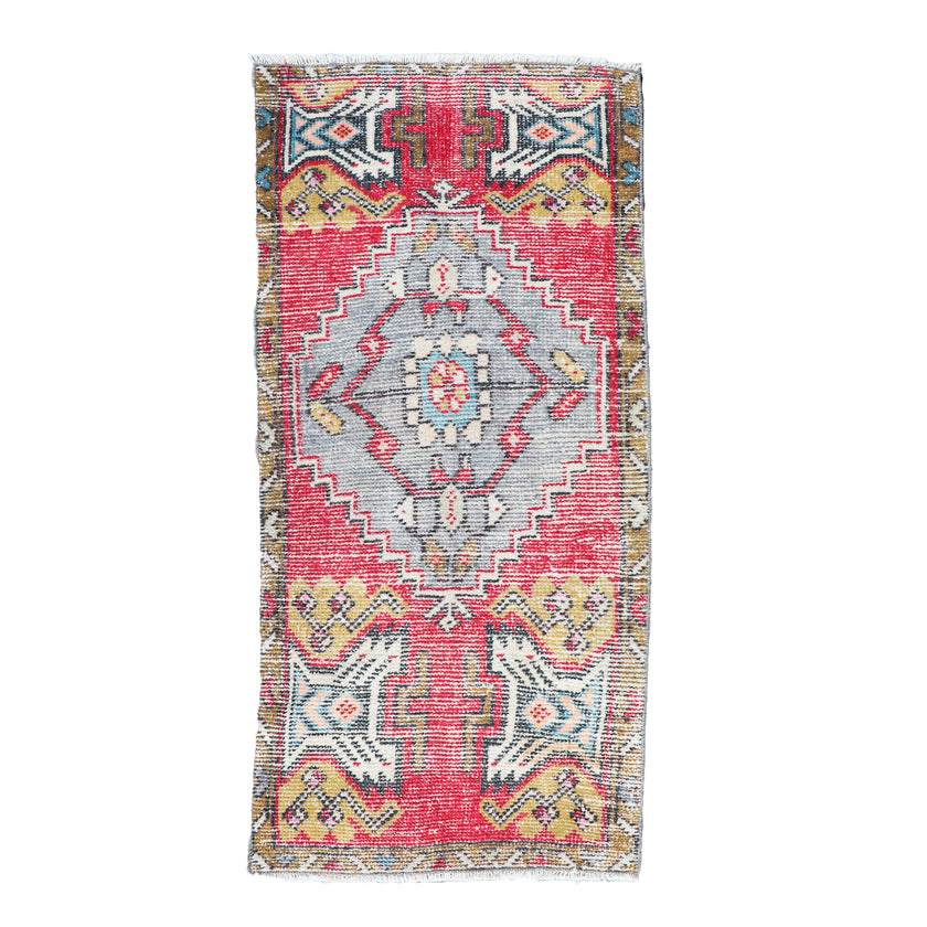 ZM265 Handwoven Vintage Rug 1’8x3'4