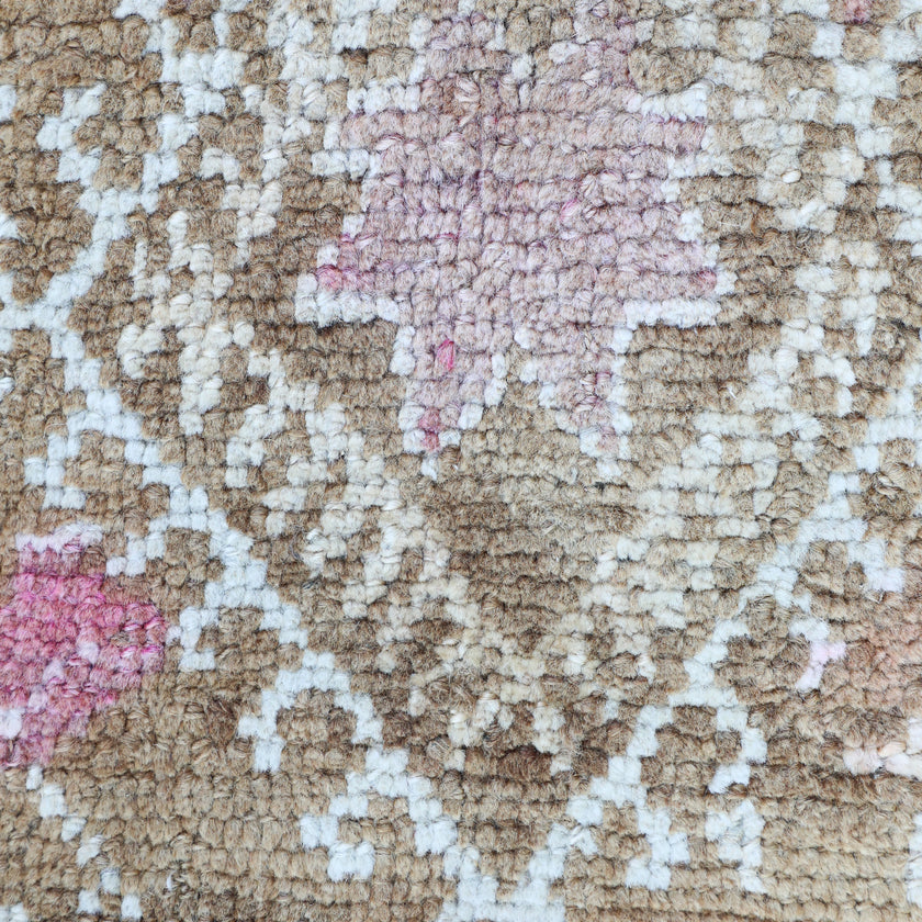 ZM266 Handwoven Vintage Rug 1’4x1’11