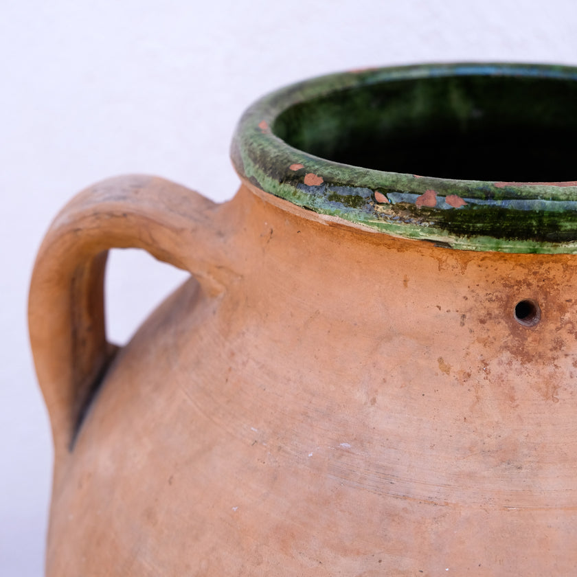 Olive Jar 159 (22x44)