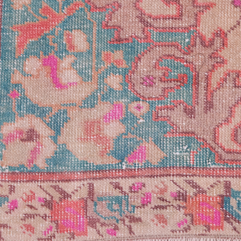 6077 Handwoven Vintage Rug 4'5x7'7