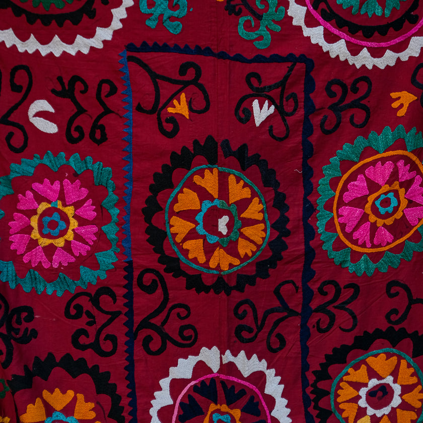 Suzani #18 4’6x6’3