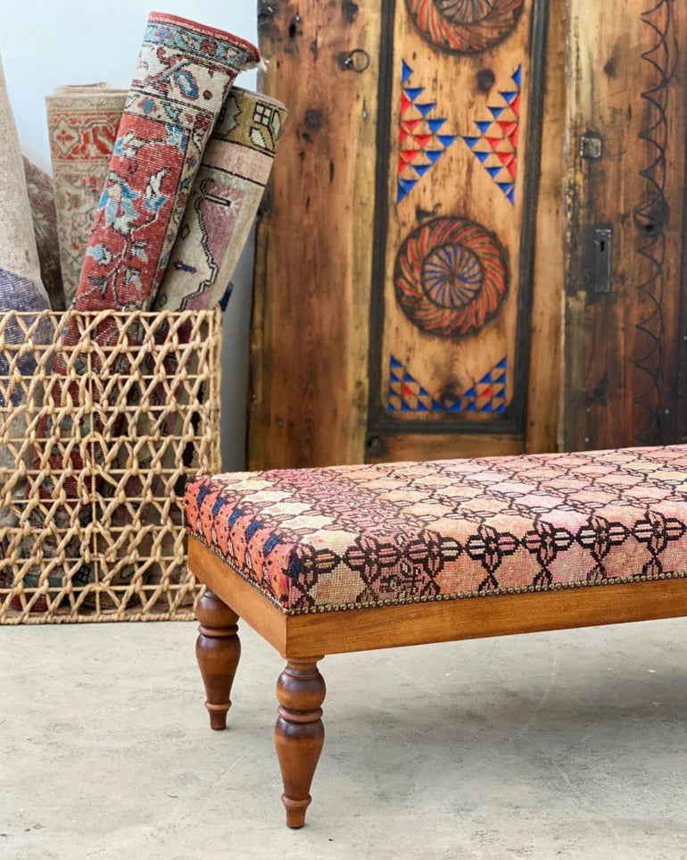 Ottomans & Benches