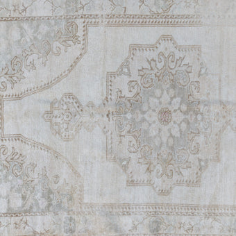 02 Handwoven Vintage Rug 4'10 x 7'1