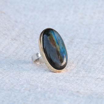 Handmade Labradorite Ring 100