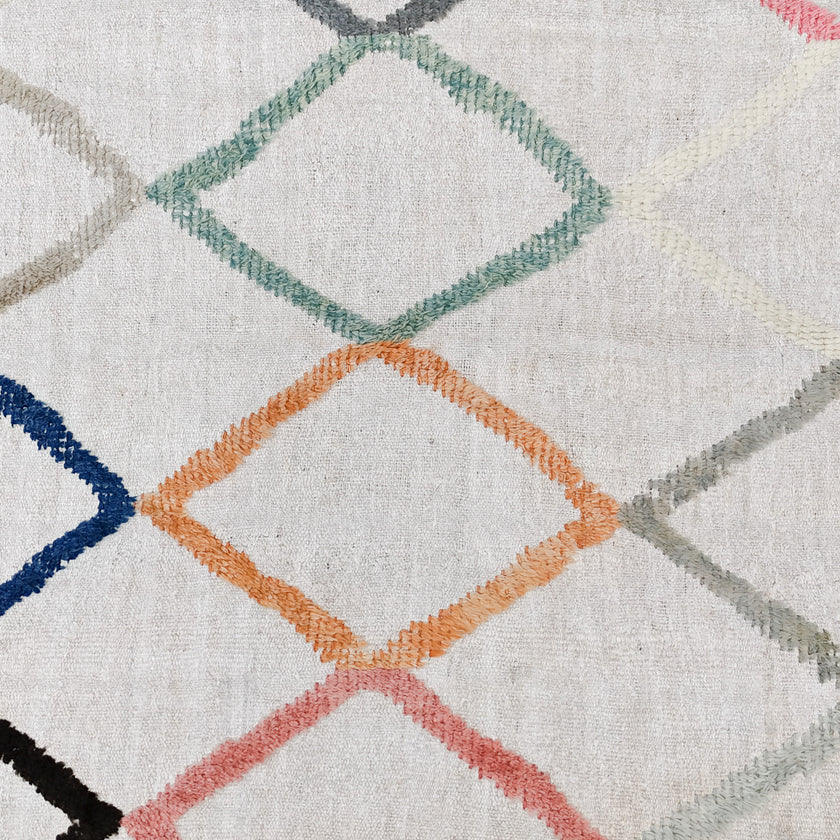 11579 Handwoven Vintage Rug 7’6 x 10’7