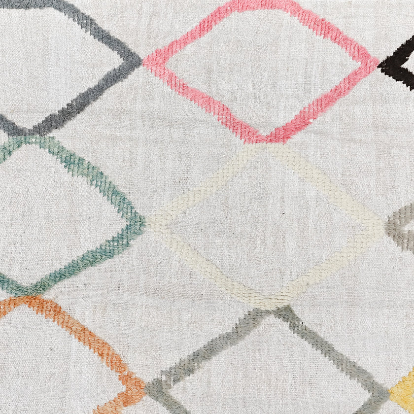 11579 Handwoven Vintage Rug 7’6 x 10’7