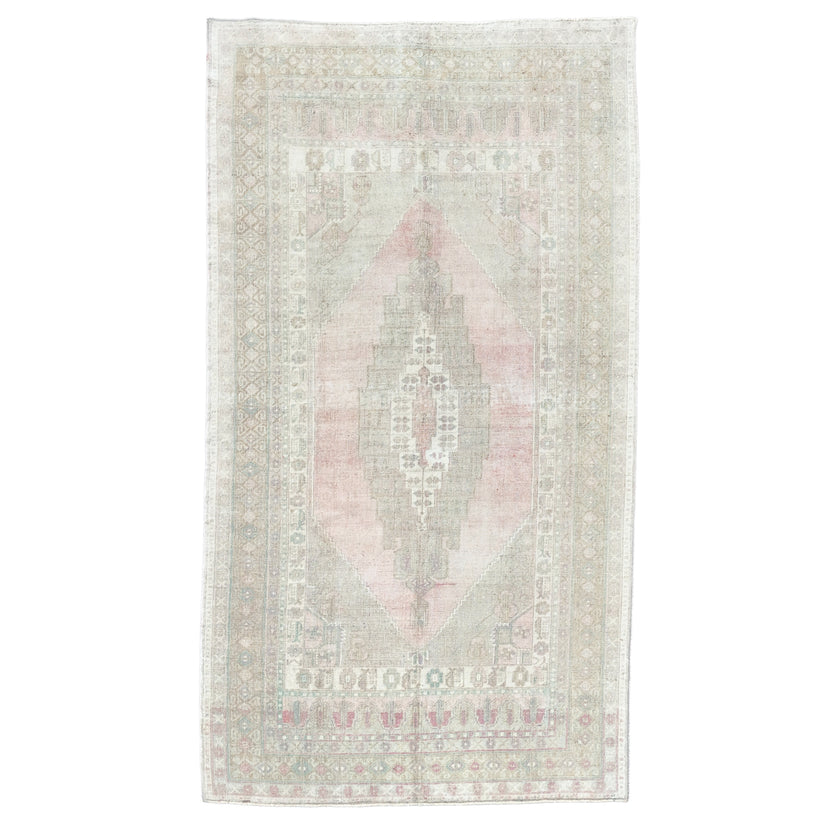 14073 Handwoven Vintage Rug 5 x 9’2
