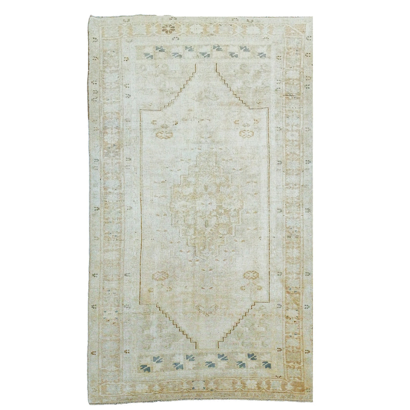 14085 Handwoven Vintage Rug 4’9x9’3