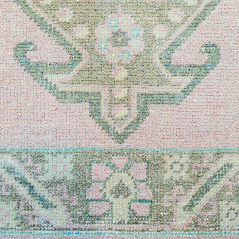 14116 Handwoven Vintage Rug 2’8x11'8