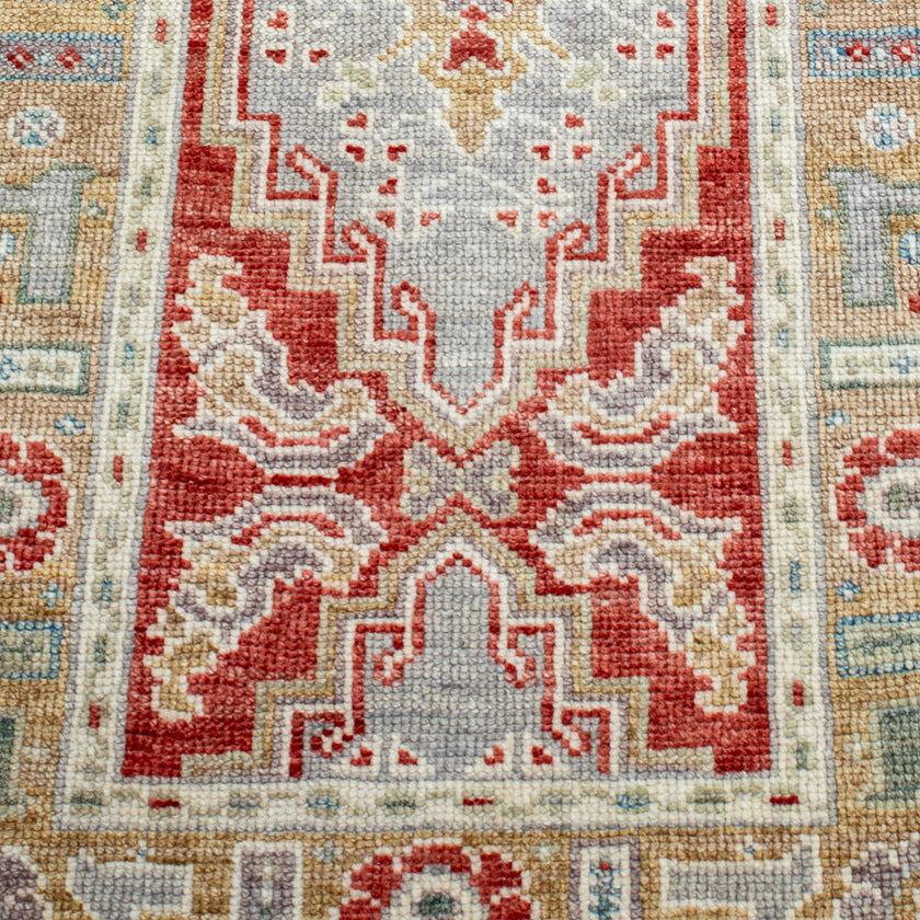 14232 Handwoven Rug 2'8x7’6