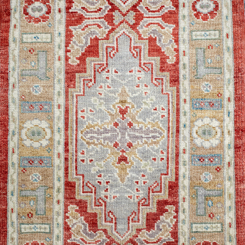 14232 Handwoven Rug 2'8x7’6