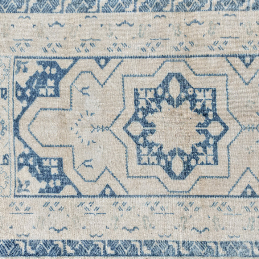 14259 Handwoven Vintage Rug 3’8 x 6’3