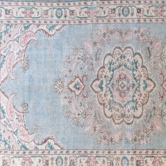 14575 Handwoven Vintage Rug 6’2 x 9’7