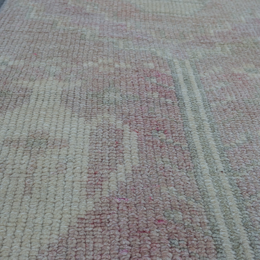 15386 Handwoven Vintage Rug 2’8x11’9