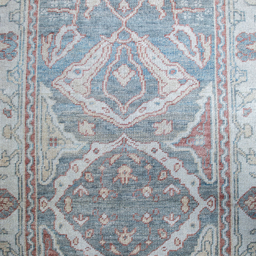 15401 Handwoven Rug 4’1x6’11