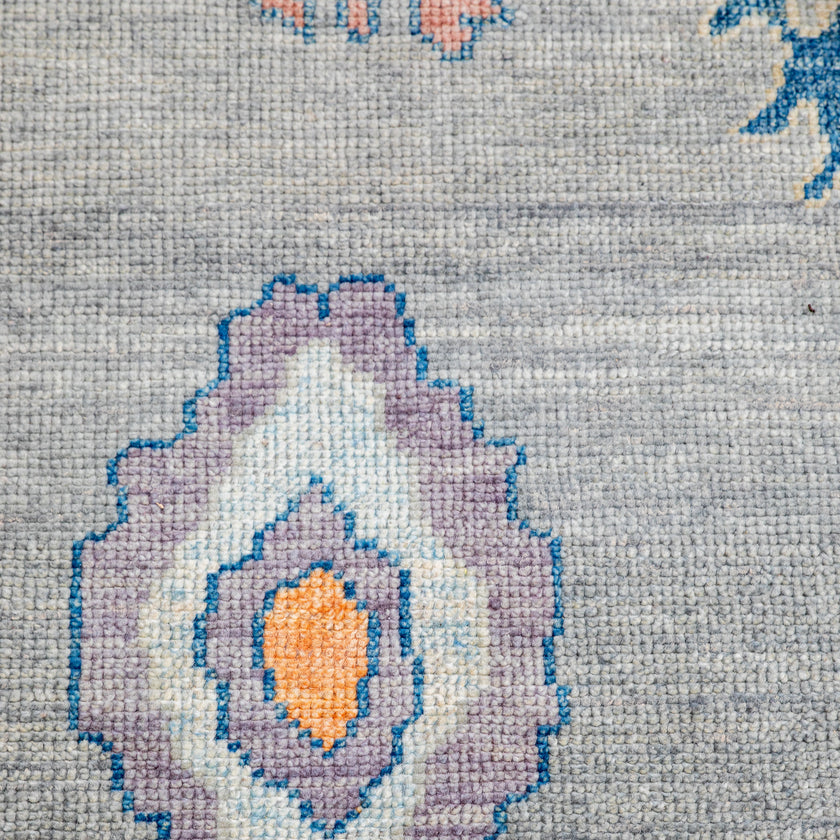 15644 Handwoven Rug 8’1x10’3