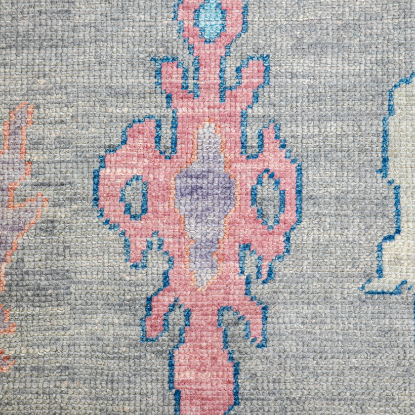 15644 Handwoven Rug 8’1x10’3