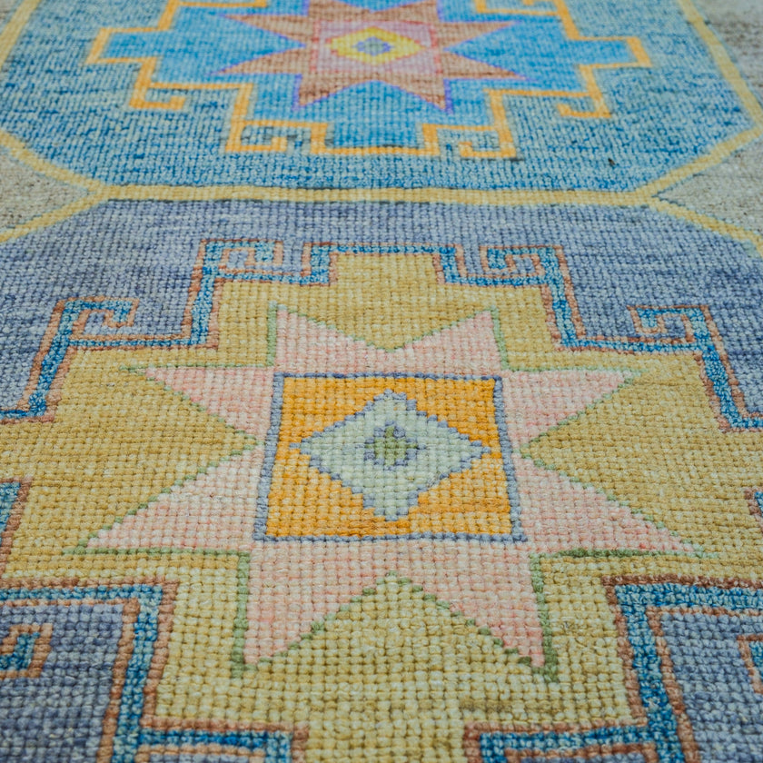 15664 Handwoven Rug 3x12’6