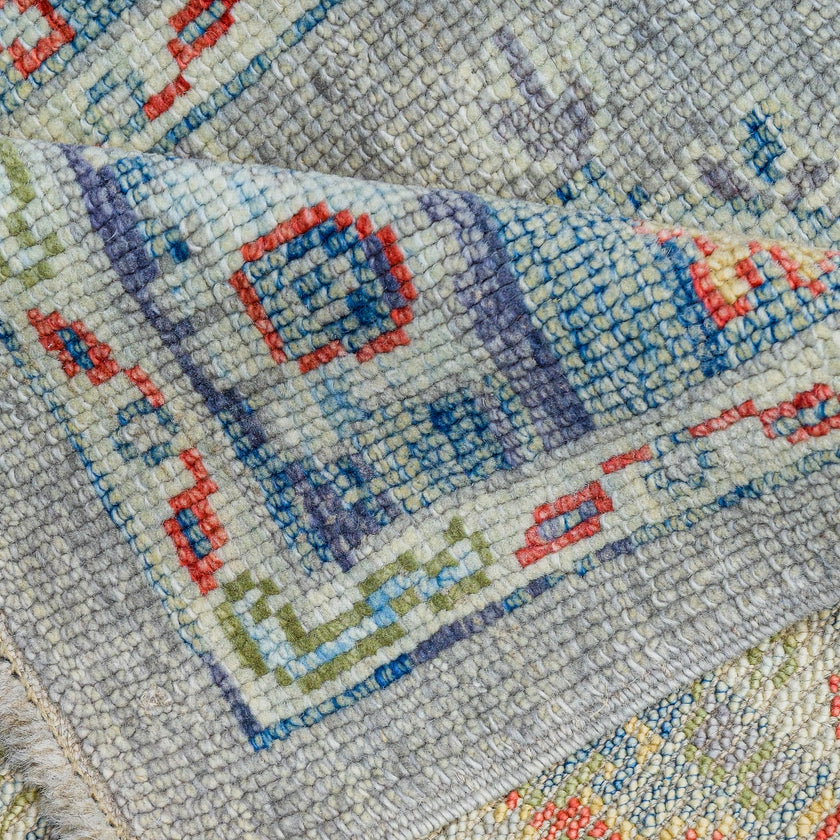 15805 Handwoven Rug 2’10x16’5