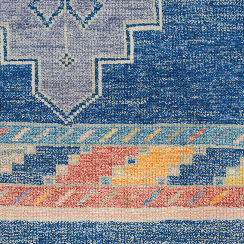 15867 Handwoven Rug 2’9x12’8