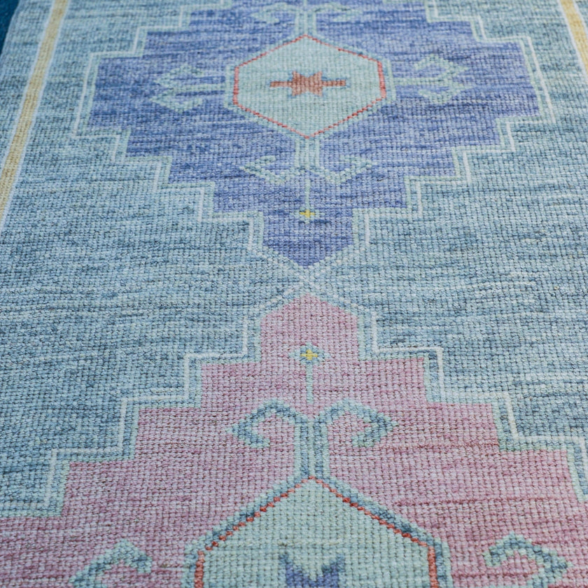 15868 Handwoven Rug 2’9x12’6