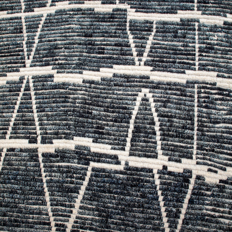 16005 Handwoven Rug 8’4x11’6