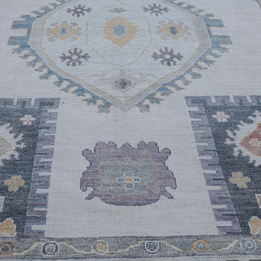 16051 Handwoven Rug 9’5x11’10