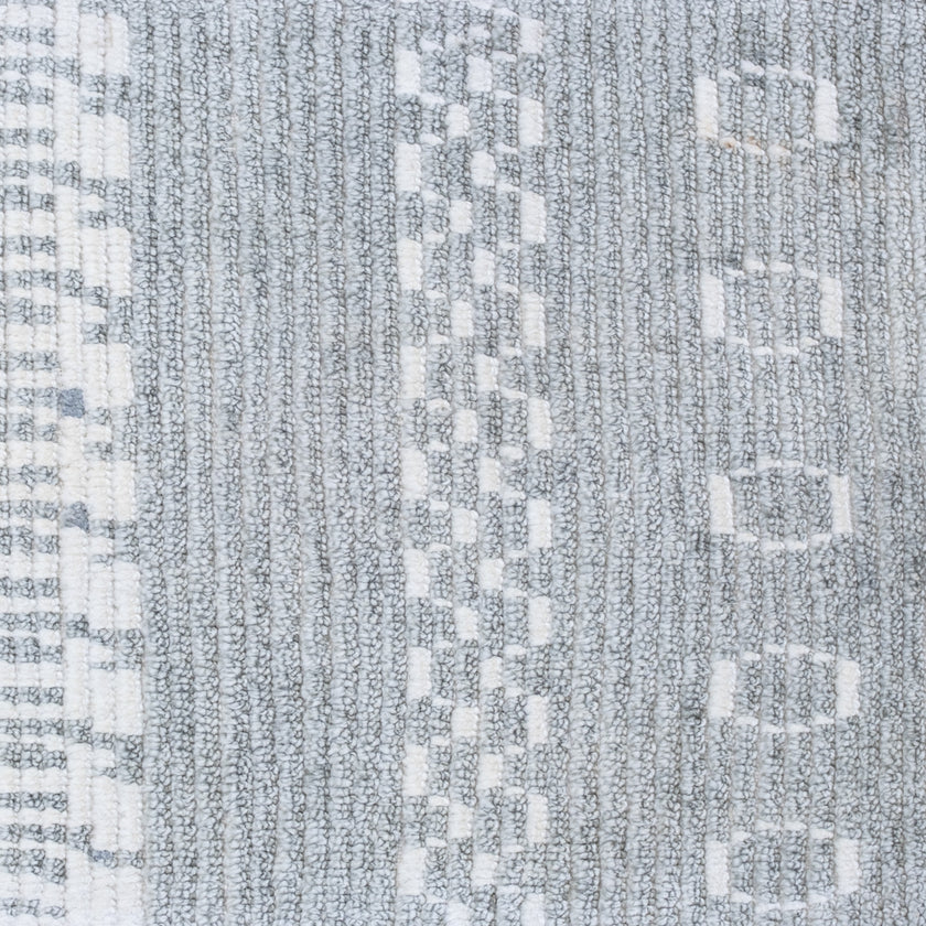 16162 Handwoven Rug 2’7x13